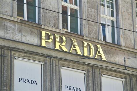 prada nuovo stabilimento scandicci|Prada, 400 assunzioni in Italia entro il 2023 .